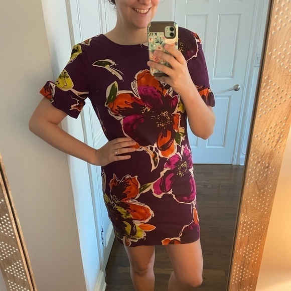 Trina Turk Dresses & Skirts - Trina Turk Purple Orange Pink Floral Short Ruffle Sleeved Scoop-neck Dress Lined